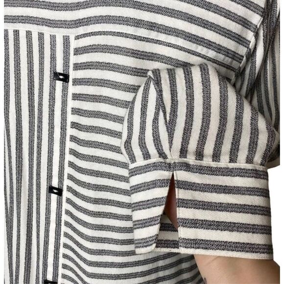 Soft Surroundings Standout Asymmetrical Striped Button Up Tunic Large - Picture 6 of 9
